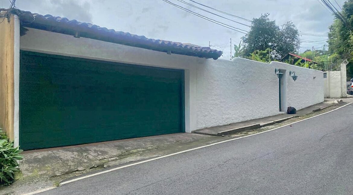 Escazu20
