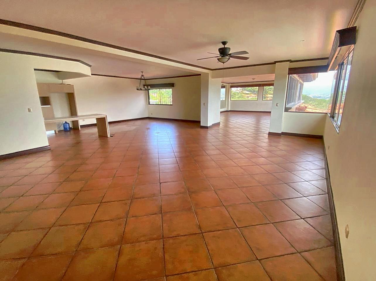3660-ft2 House with Spectacular View in Complex of Just 5 Houses, Miravalles, Escazu
